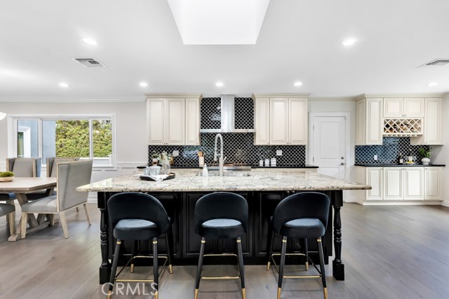 MLS #SR25245065 image #7