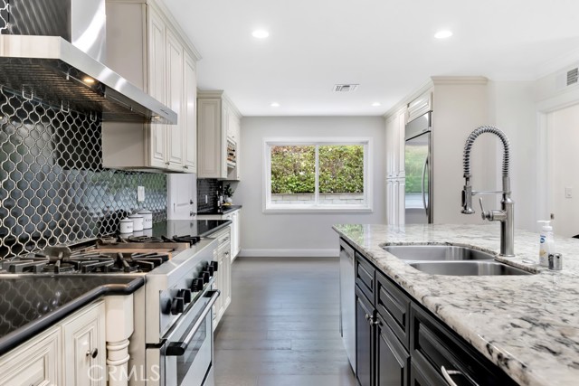 MLS #SR25245065 image #8