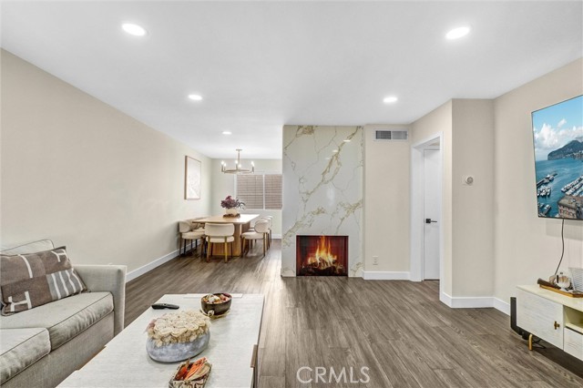 MLS #SR25245301 image #6