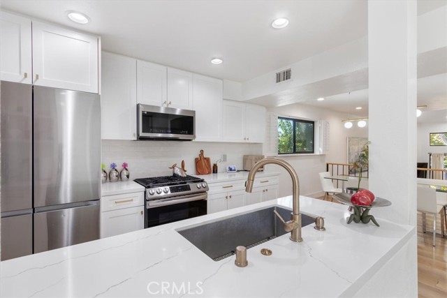 MLS #SR25245303 image #14