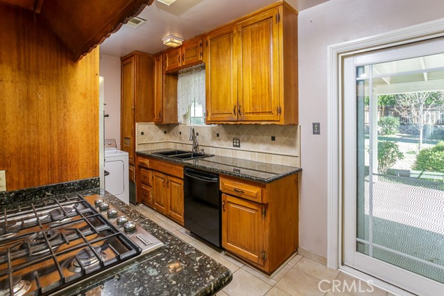 MLS #SR25245513 image #8