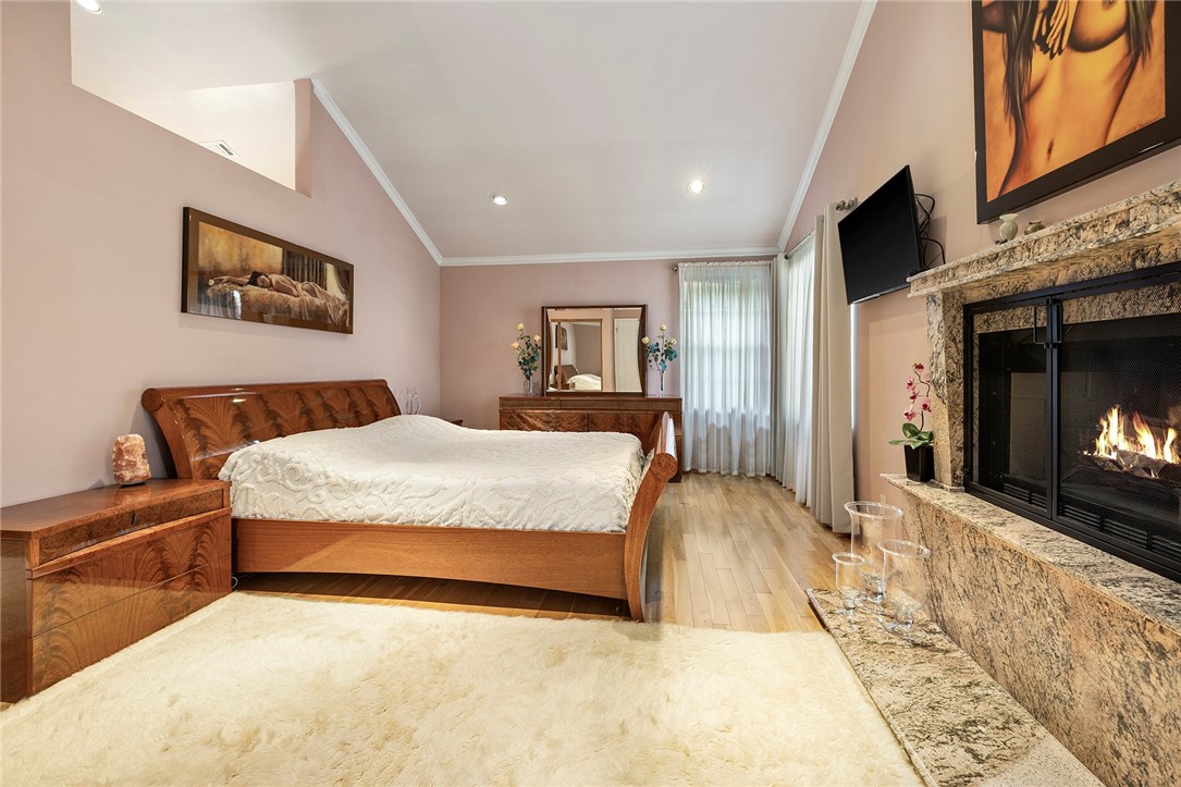 MLS #SR25245532 image #15