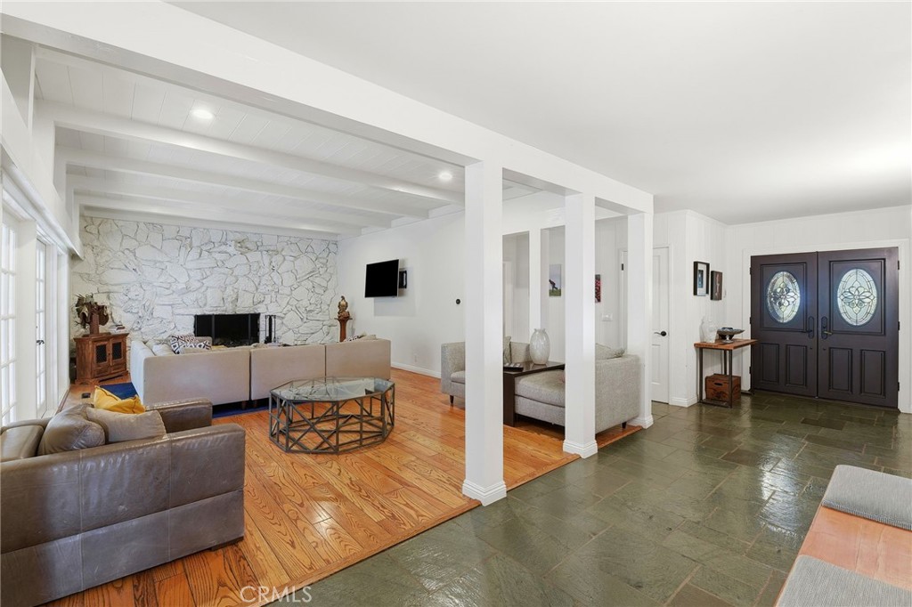 MLS #SR25245566 image #4