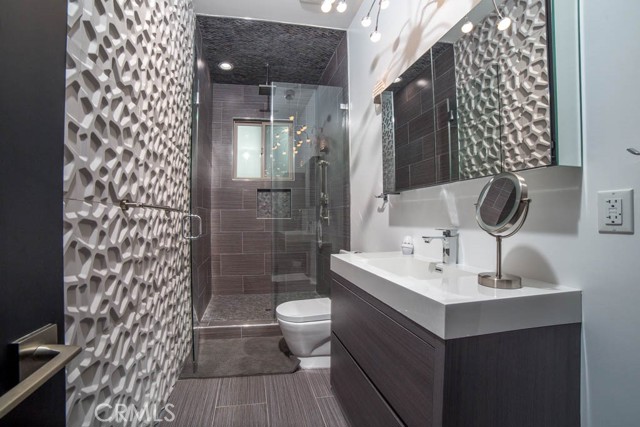 MLS #SR25245704 image #12