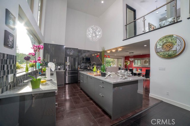 MLS #SR25245704 image #2