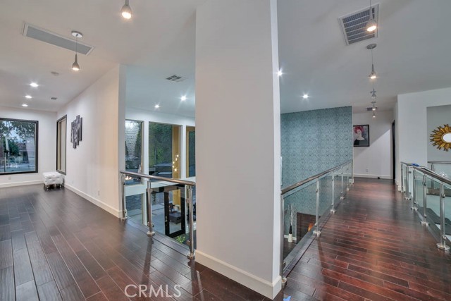 MLS #SR25245704 image #7