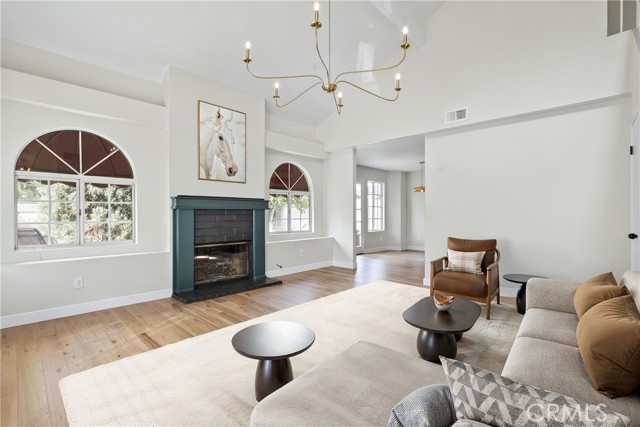 MLS #SR25245769 image #8