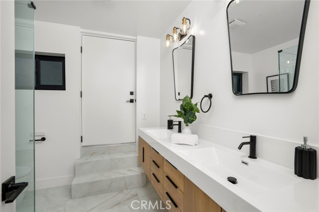 MLS #SR25246032 image #12