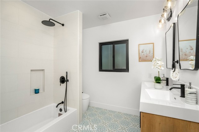 MLS #SR25246032 image #16