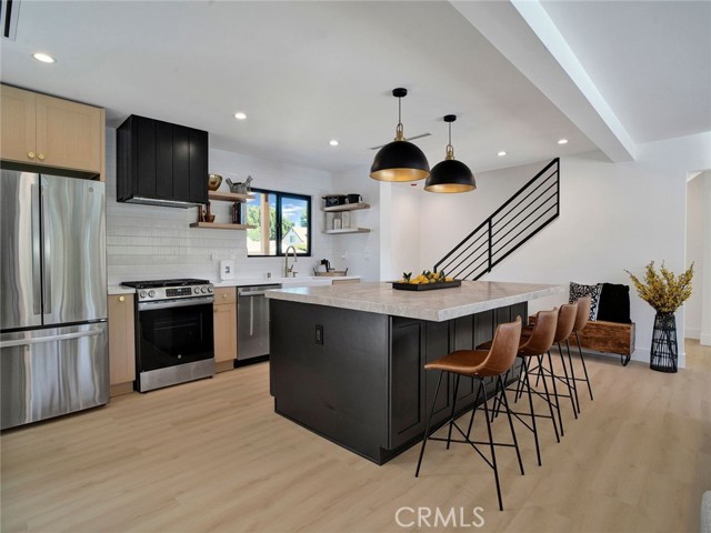 MLS #SR25246045 image #5