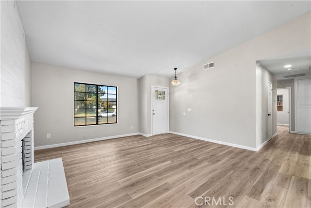 MLS #SR25246055 image #8