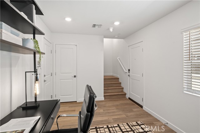 MLS #SR25246074 image #1