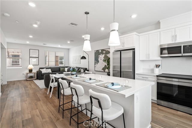 MLS #SR25246074 image #3