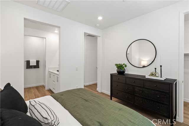 MLS #SR25246074 image #6