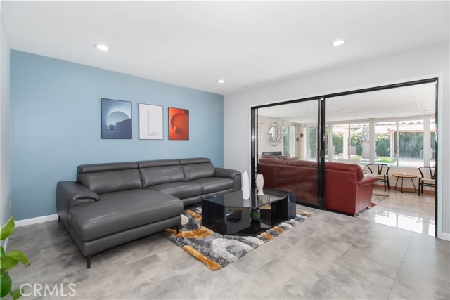 MLS #SR25246087 image #3