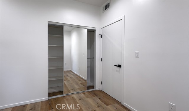 MLS #SR25246126 image #8