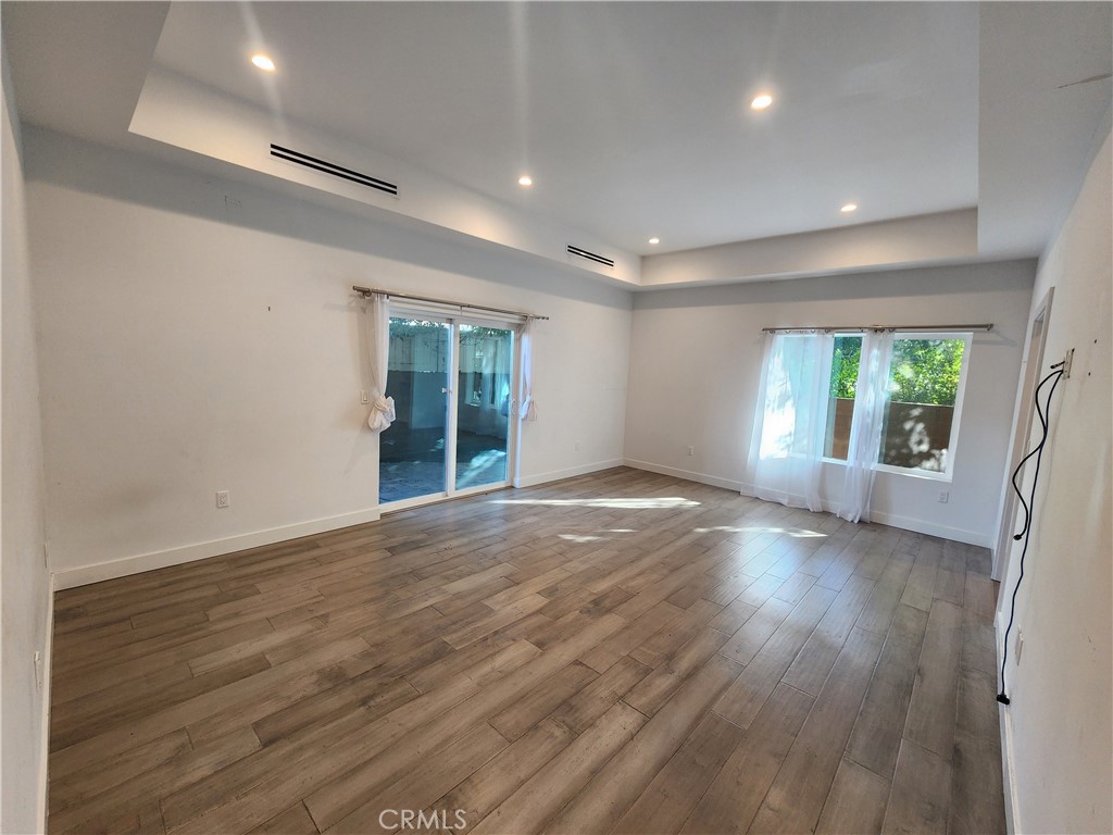 MLS #SR25246170 image #9