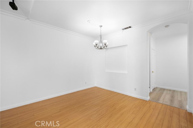 MLS #SR25246220 image #10