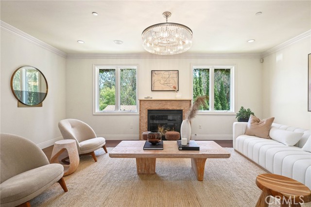 MLS #SR25246242 image #8