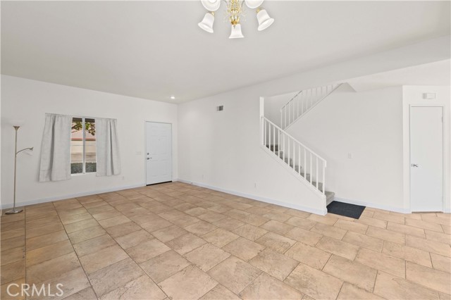 MLS #SR25246295 image #4