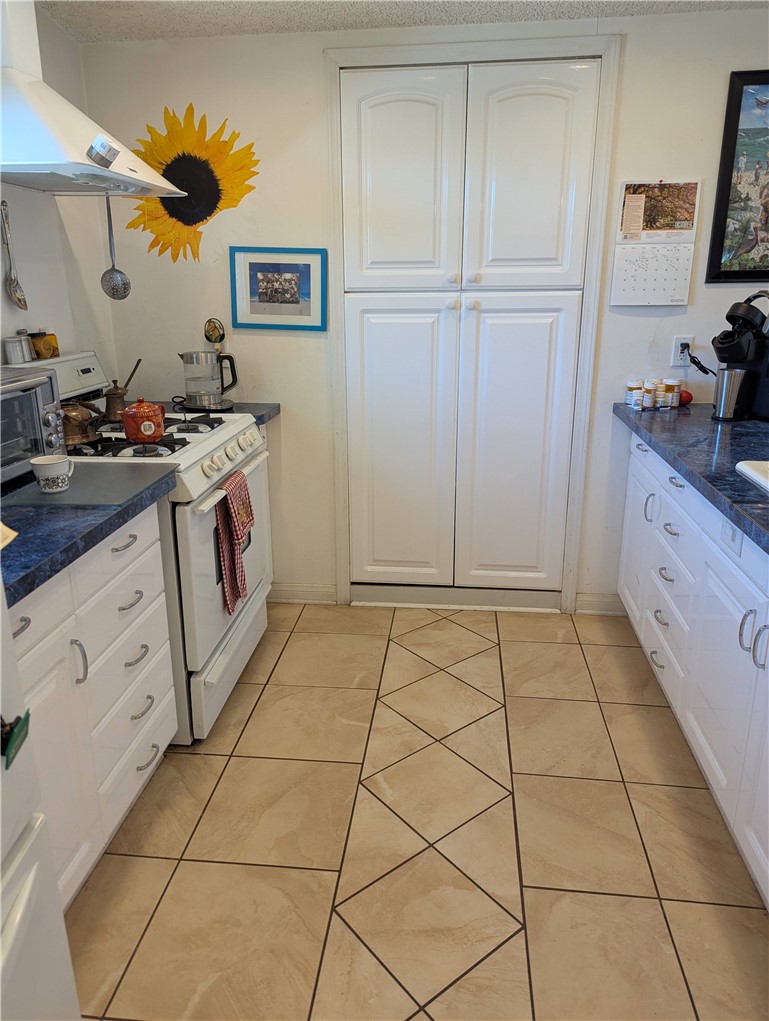 MLS #SR25246296 image #12