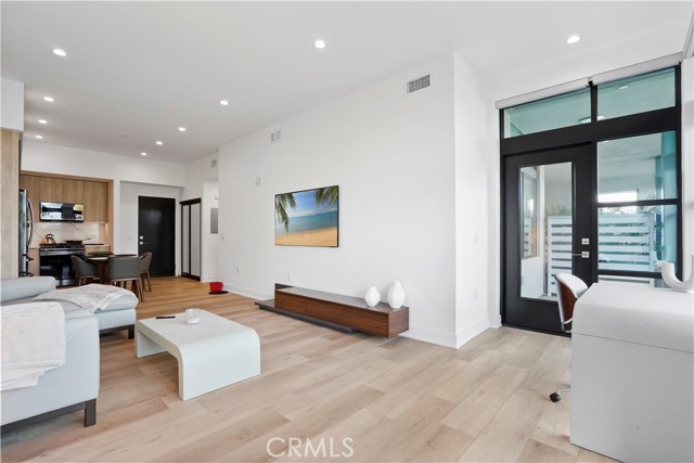 MLS #SR25246383 image #16