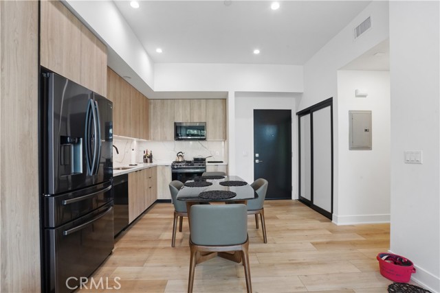 MLS #SR25246383 image #19