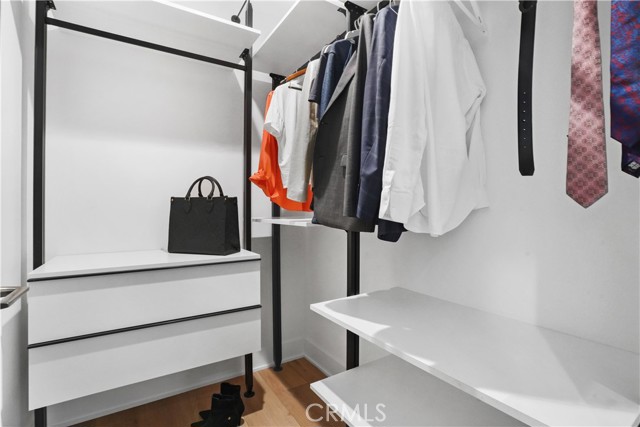 MLS #SR25246383 image #6