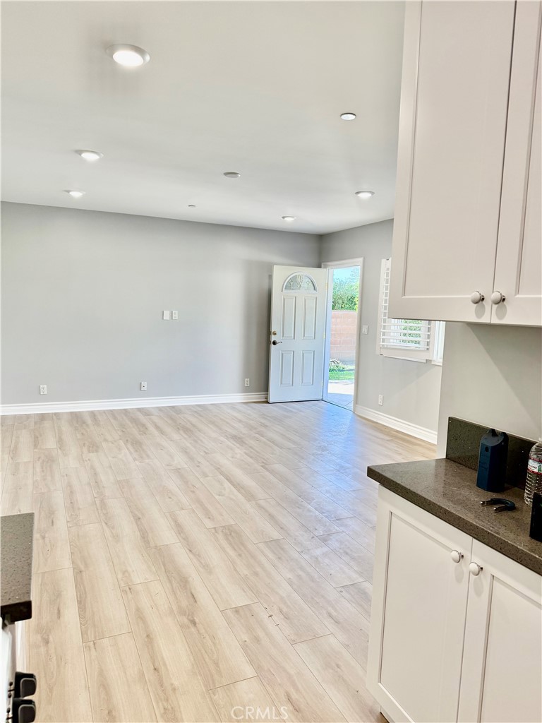 MLS #SR25246441 image #4