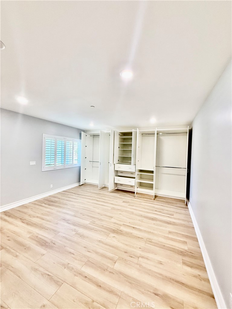 MLS #SR25246441 image #7