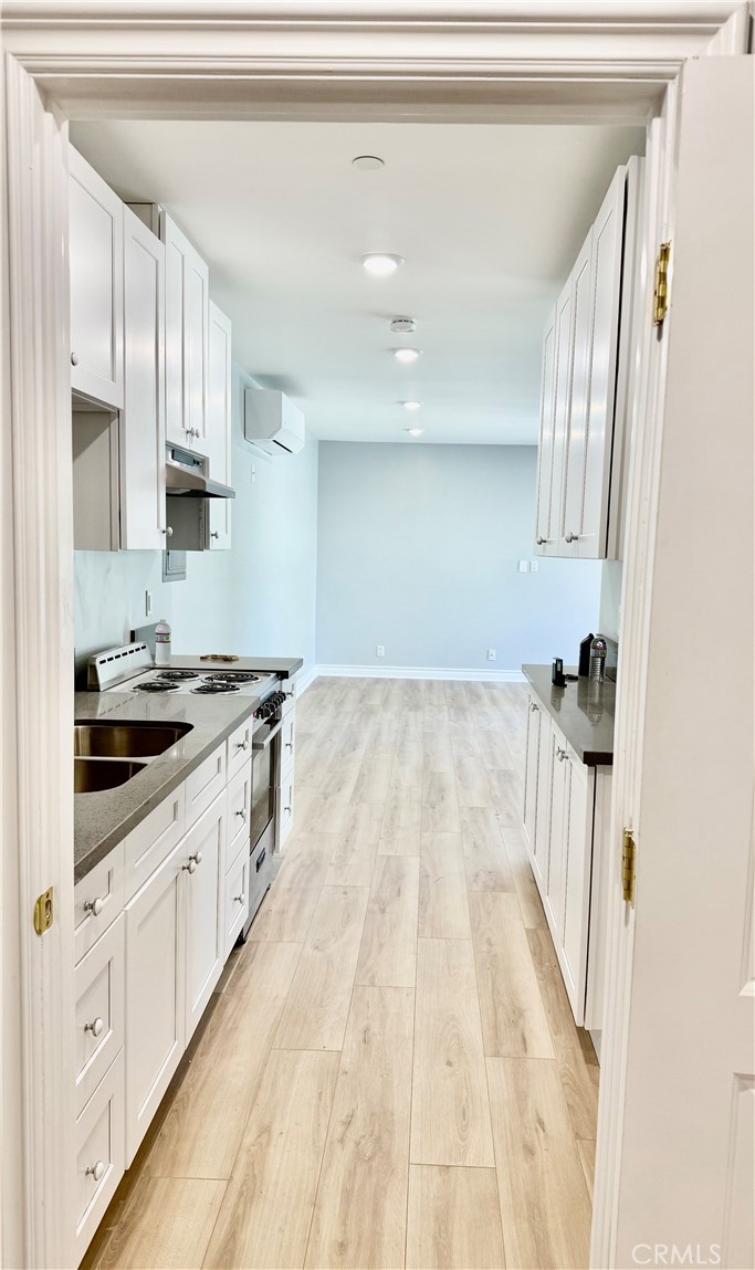 MLS #SR25246441 image #9