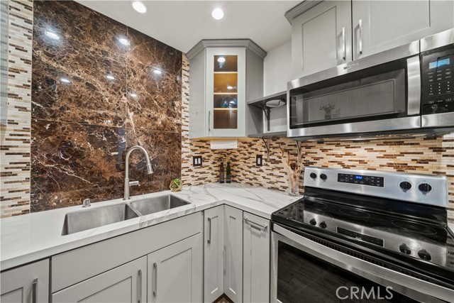 MLS #SR25246449 image #7