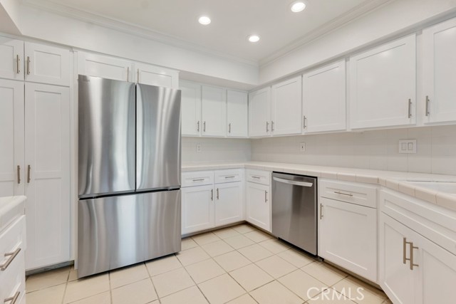 MLS #SR25246450 image #10