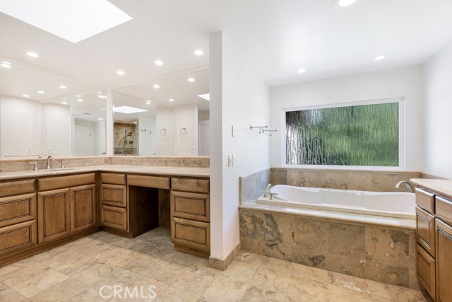 MLS #SR25246450 image #16