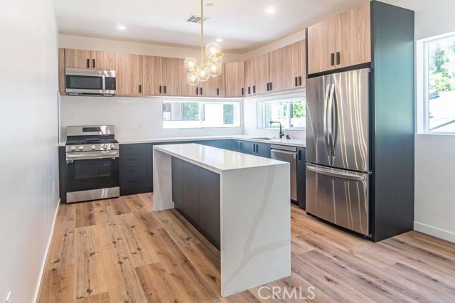 MLS #SR25246464 image #1