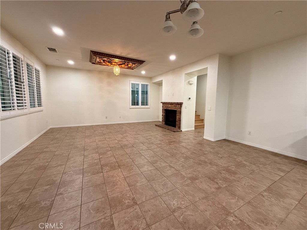 MLS #SR25246474 image #4