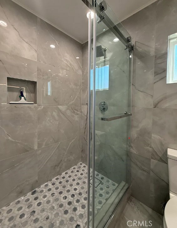 MLS #SR25246480 image #9