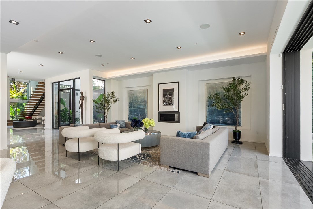 MLS #SR25246492 img 5