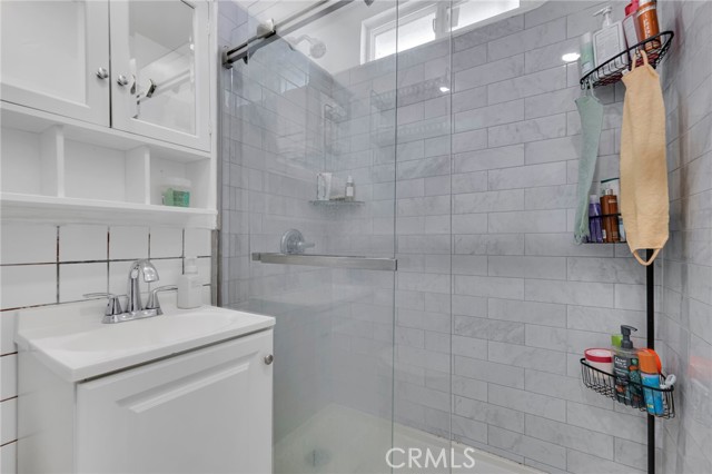 MLS #SR25246577 image #17