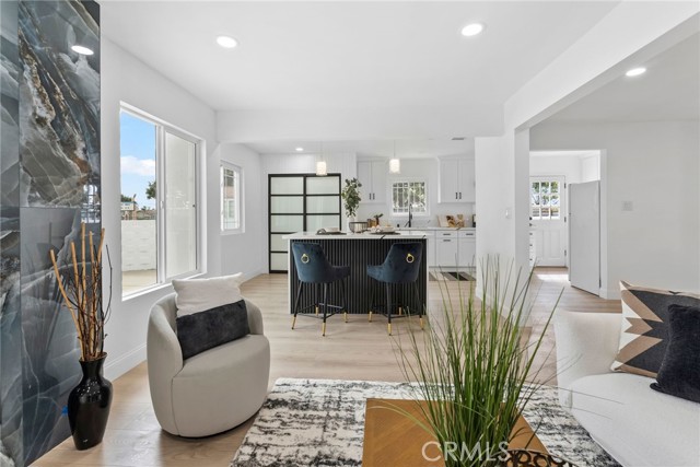 MLS #SR25246602 image #6