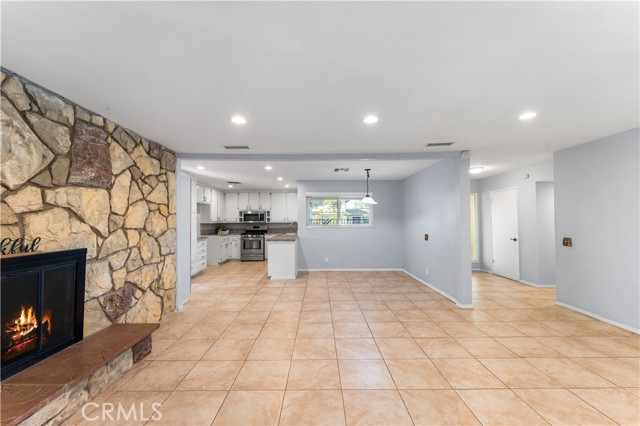 MLS #SR25246661 image #3