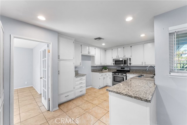 MLS #SR25246661 image #5