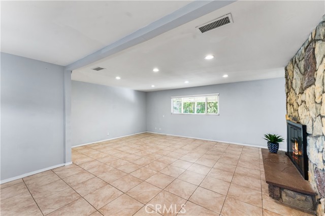 MLS #SR25246661 image #9