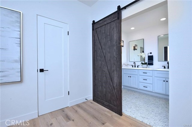 MLS #SR25246787 image #18