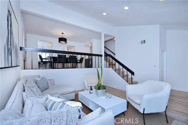 MLS #SR25246787 image #7