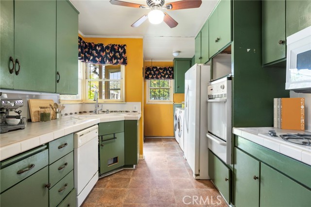 MLS #SR25246811 image #9