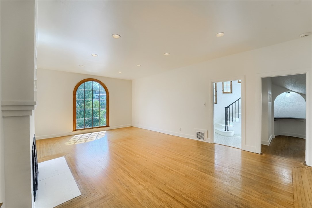 MLS #SR25246876 image #3