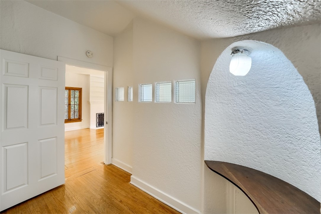 MLS #SR25246876 image #8