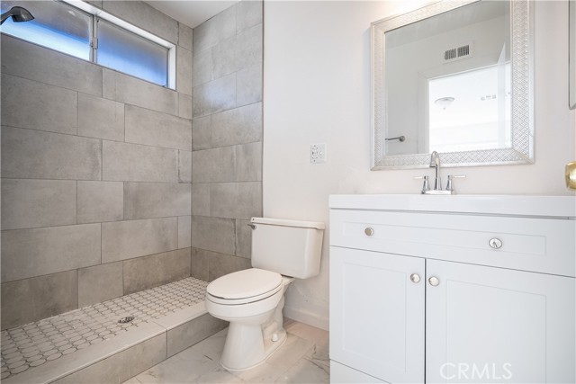 MLS #SR25247275 image #10