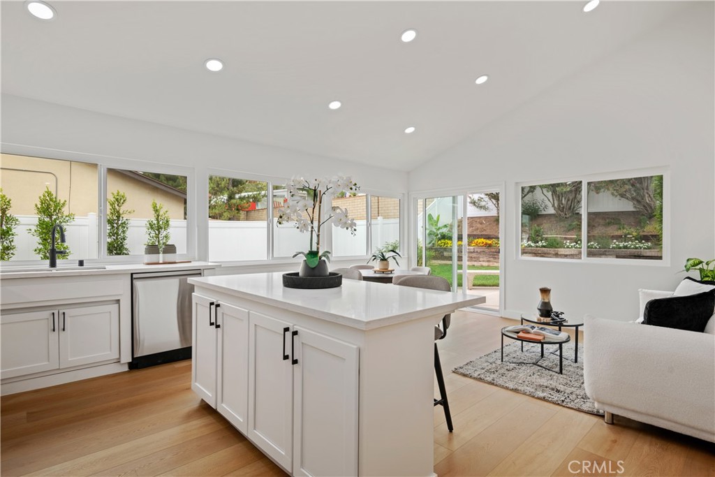 MLS #SR25247291 image #12